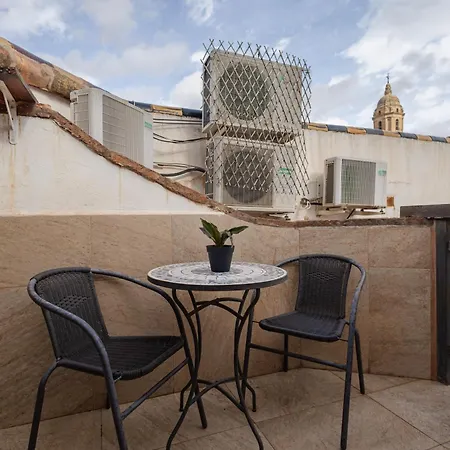 Apartment Ganbara Larios *